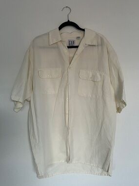 Vintage GAP Cream Short Sleeve Button-Front Shirt
